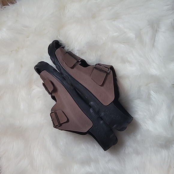 Birkenstock Unisex Brown Sandals - Picture 5 of 9